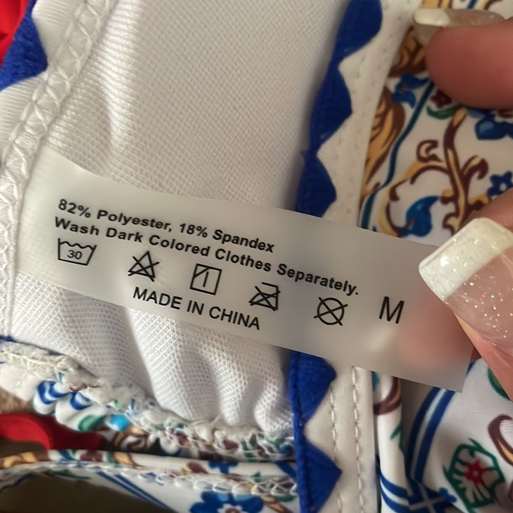 Mediterranean Style Bikini Top - Picture 5 of 5